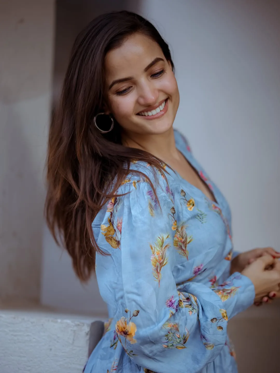 bigg boss fame siri hanmanth stunning looks