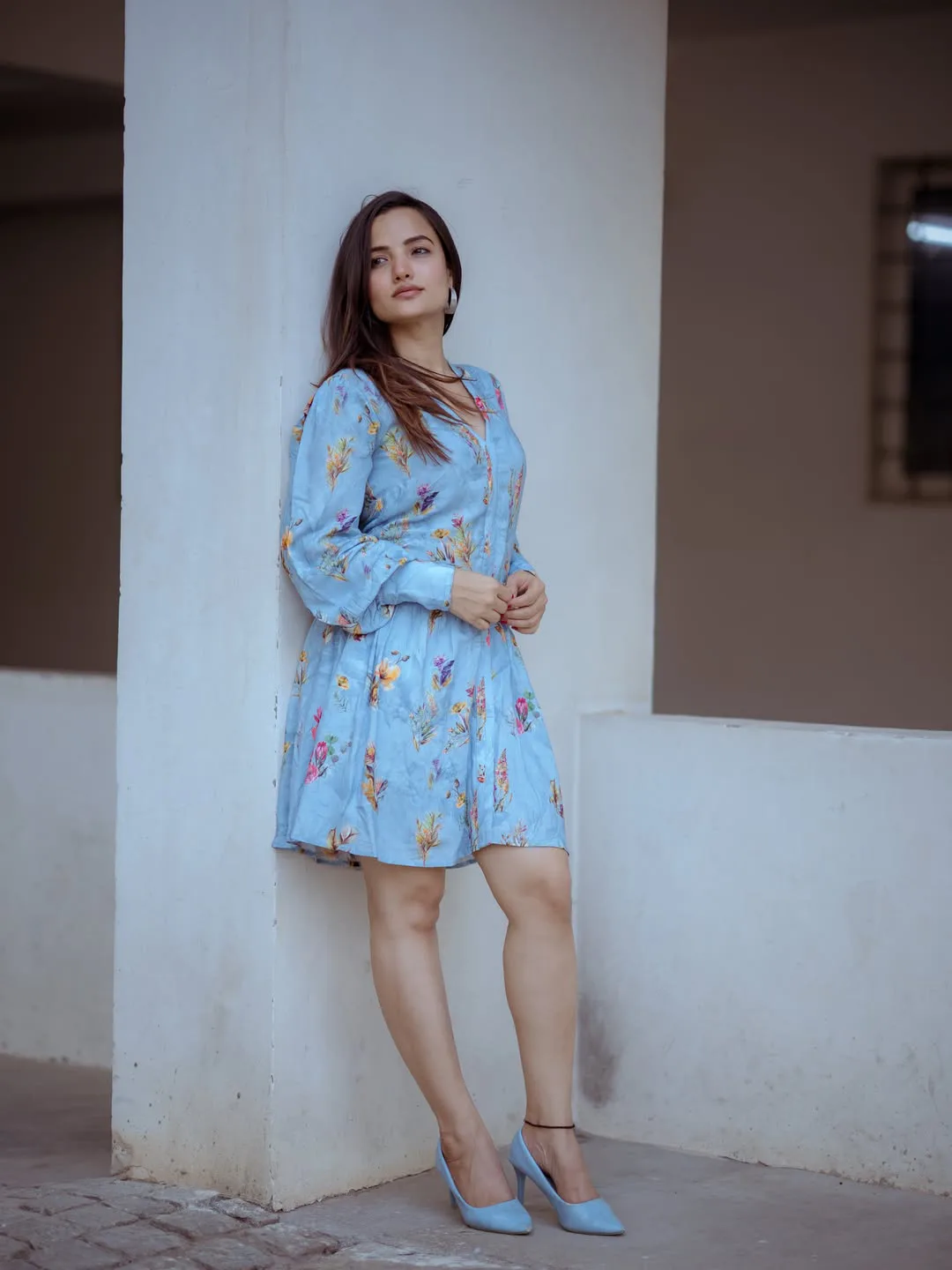 bigg boss fame siri hanmanth stunning looks