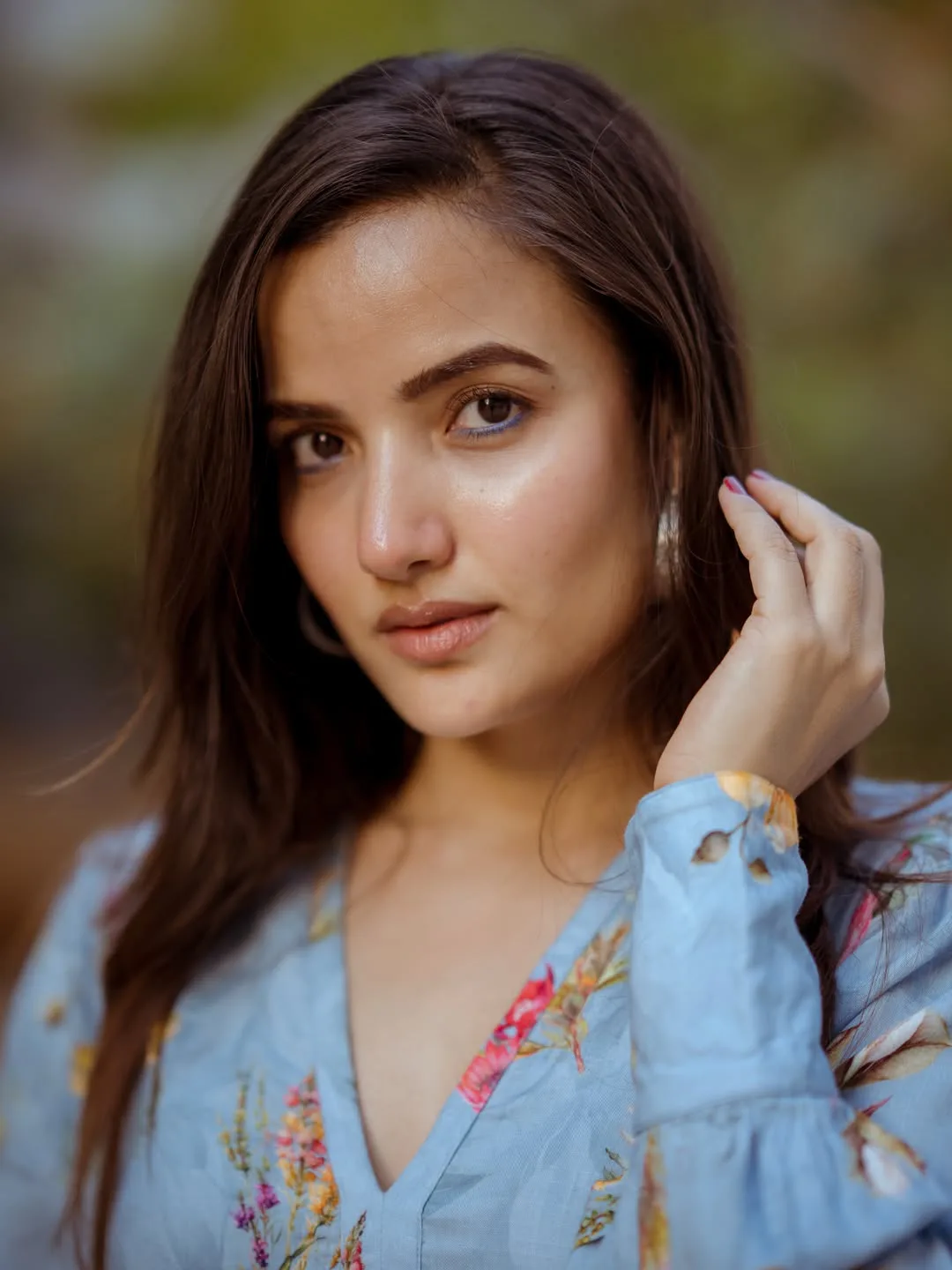 bigg boss fame siri hanmanth stunning looks
