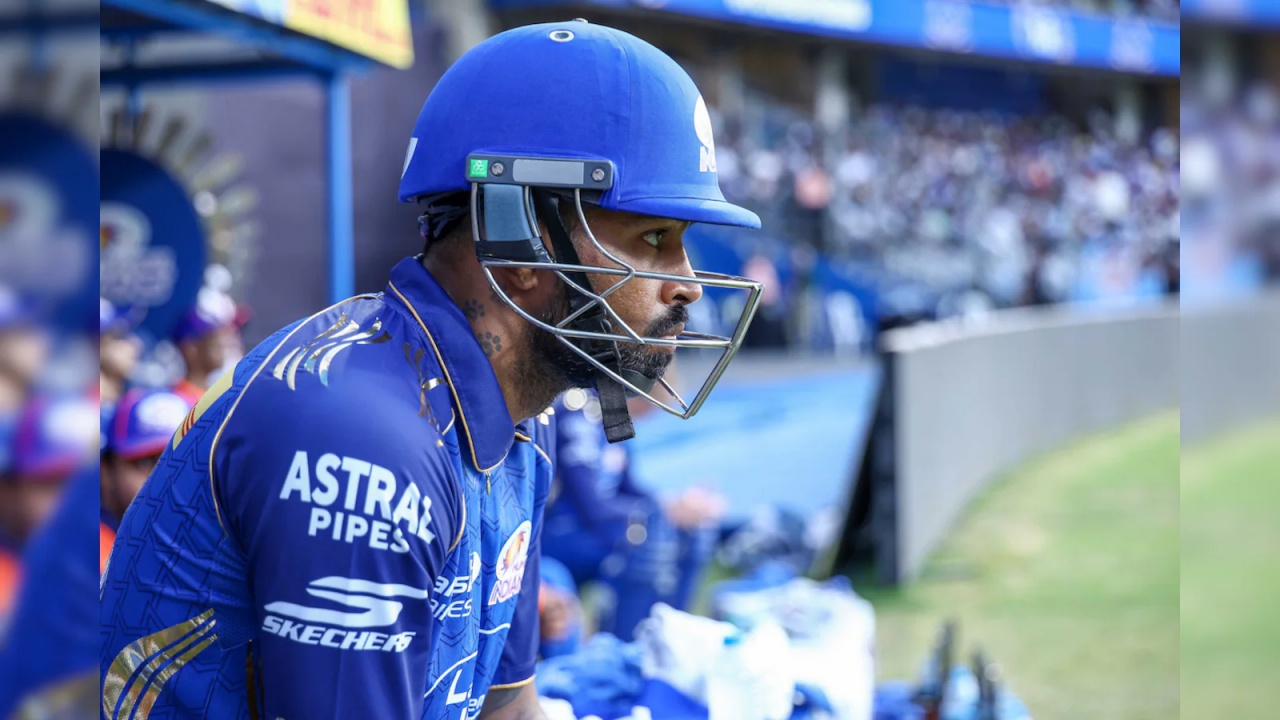 Hardik Pandya : ఒక్క పోస్ట్ తో సంచలనం.. MI వీడనున్న పాండ్యా.. ఆ జట్టులోకే వెళ్లబోతున్నట్లు ఫోటో..!