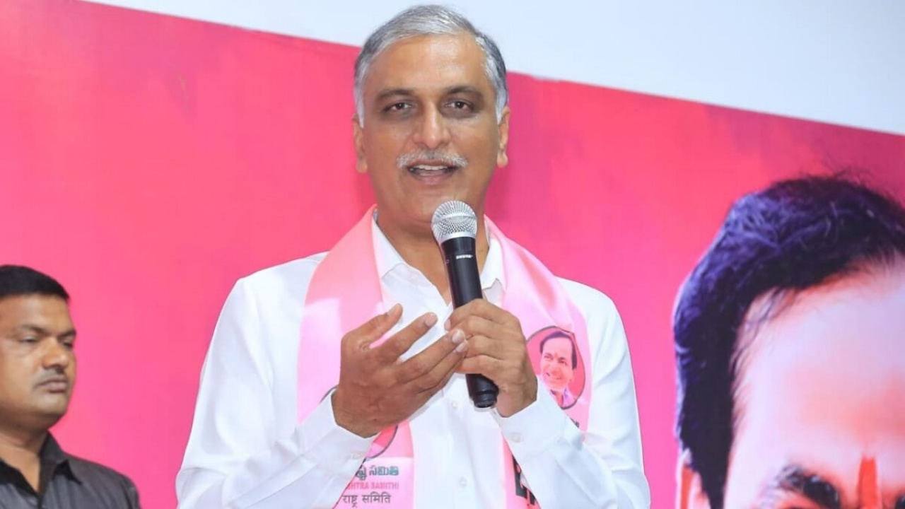 Harish Rao : హరీష్ రావు సంచలన వ్యాఖ్యలు.. ’రూ.1000 కోట్ల భూ కుంభకోణం బయటపెడుతున్నాం’