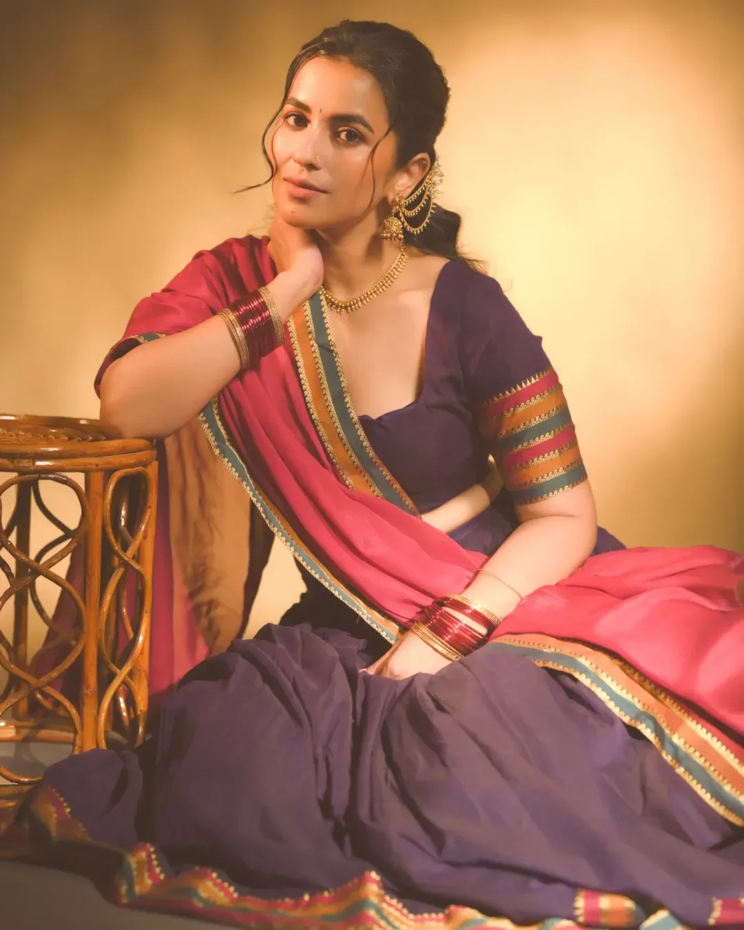 hit movie fame komalee prasad traditional look viral