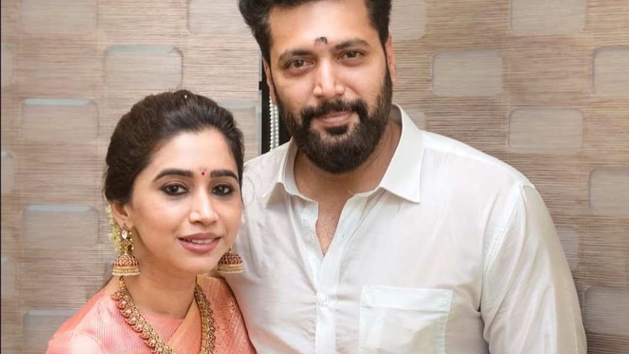 Jayam Ravi : కోట్ల ఆస్తి.. అయినా నెలకు అంత భరణం కావాలంట.. జయం రవి భార్య సంచలనం..?