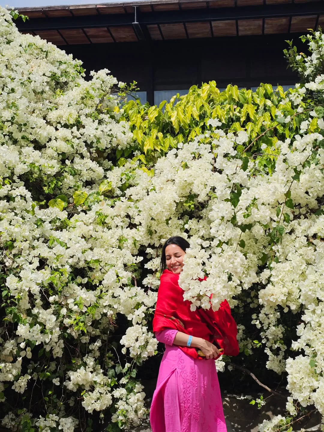 kgf fame srinidhi shetty in devotional mood photos viral on social media