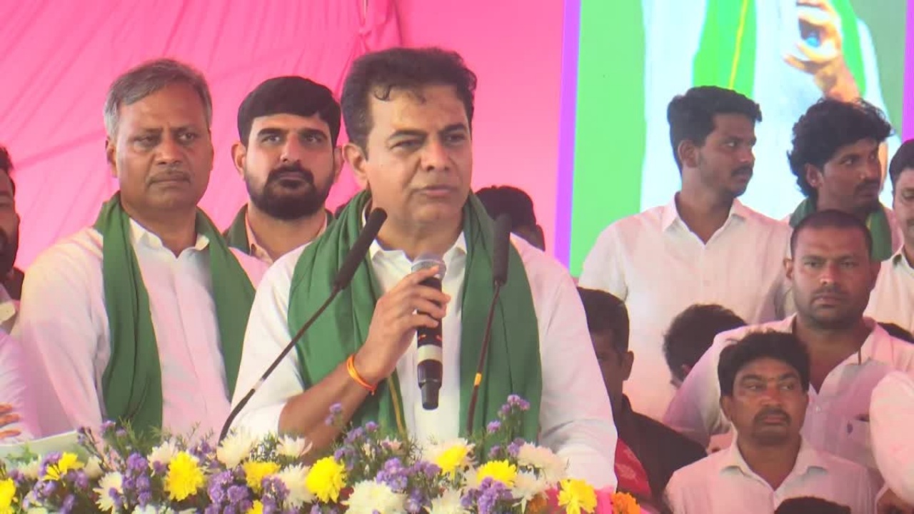 KTR Warangal : వరంగల్ రైతు సంగ్రామ సదస్సు వేదికగా కేటీఆర్ చాలెంజ్.. అది నిరూపిస్తే.. MLA పదవికి రాజీనామా చేస్తా