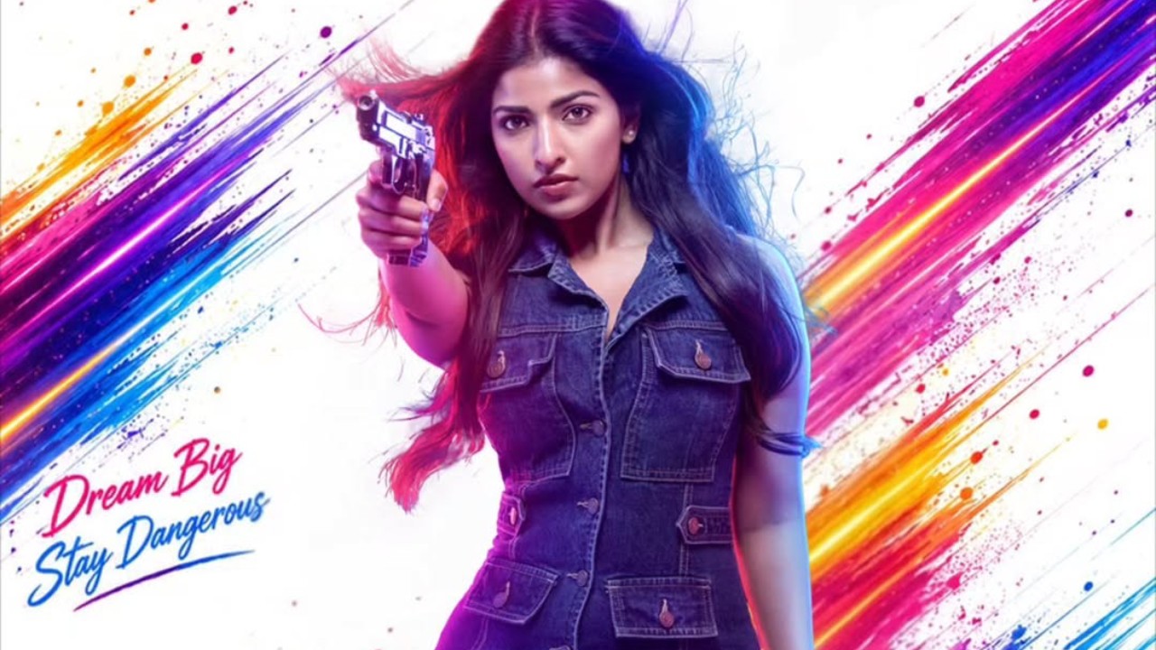 Raadya : రెడ్ బ్యాగ్ తో ఎంట్రీ ఇస్తున్న రాధ్య..