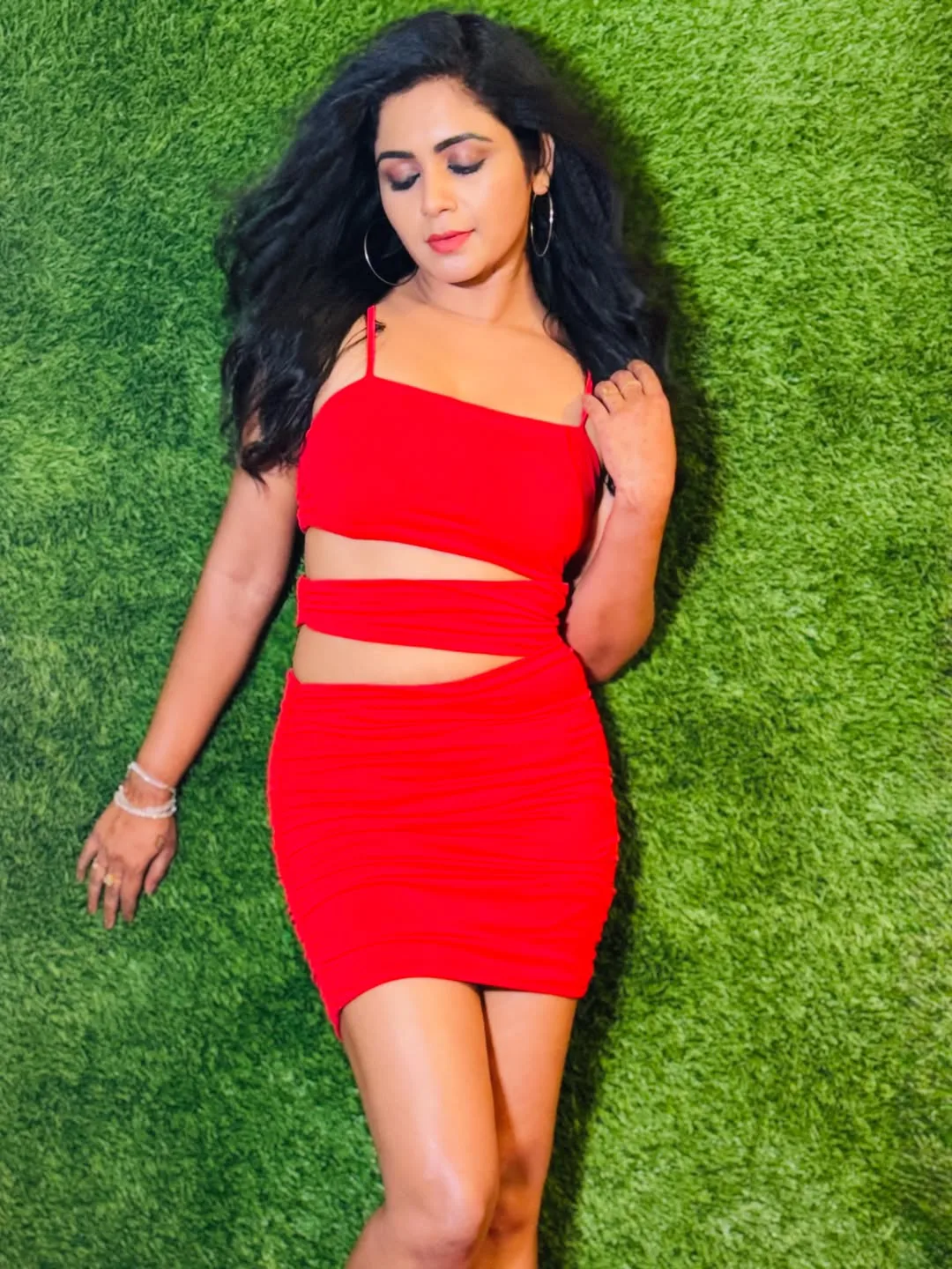 serial heroine sireesha trendy look goes viral on social media