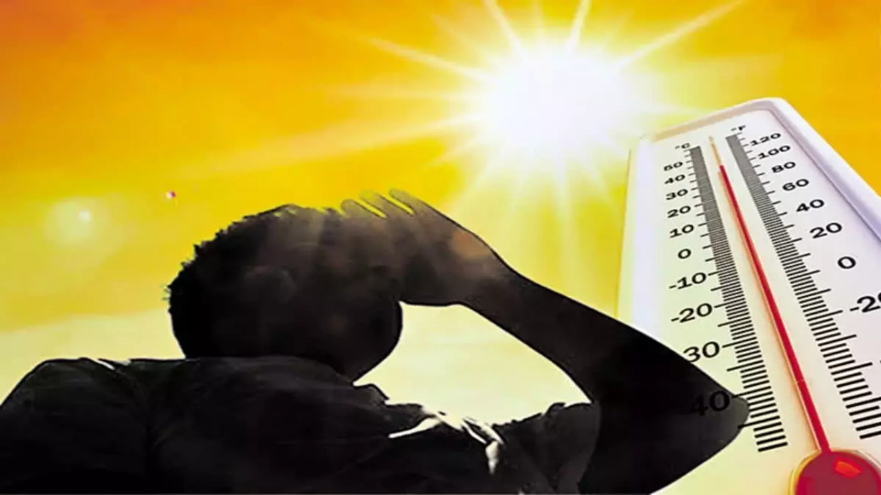 Telangana Heat Wave : తెలంగాణలో కొనసాగుతున్న వడగాలులు.. 8 జిల్లాలకు ఎల్లో అలర్ట్.. కానీ ఆ జిల్లాల్లో మాత్రం వర్షాలు