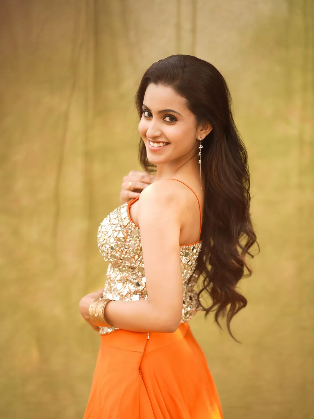 tollywood anchor Deepika pilli stunning looks
