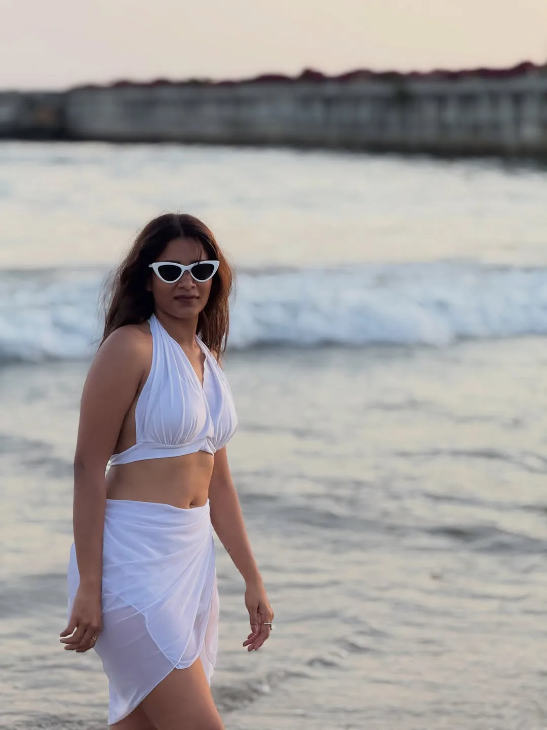 tollywood glamour beauty sahithi dasari latest crazy photos