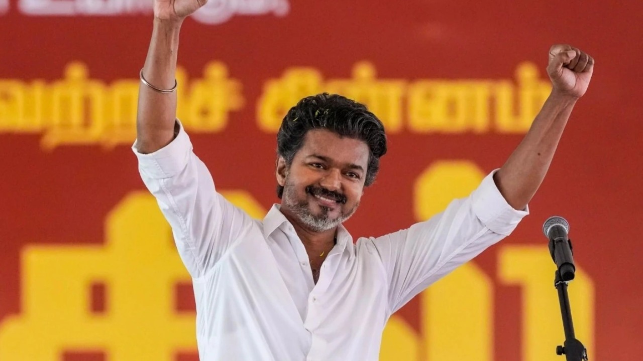 Vijay : విజయ్ తర్వాత నెక్స్ట్ తమిళ్ స్టార్ హీరో ఎవరు? భారీ ఓపెనింగ్స్, కలెక్షన్స్ ఎవరు తెప్పిస్తారు?