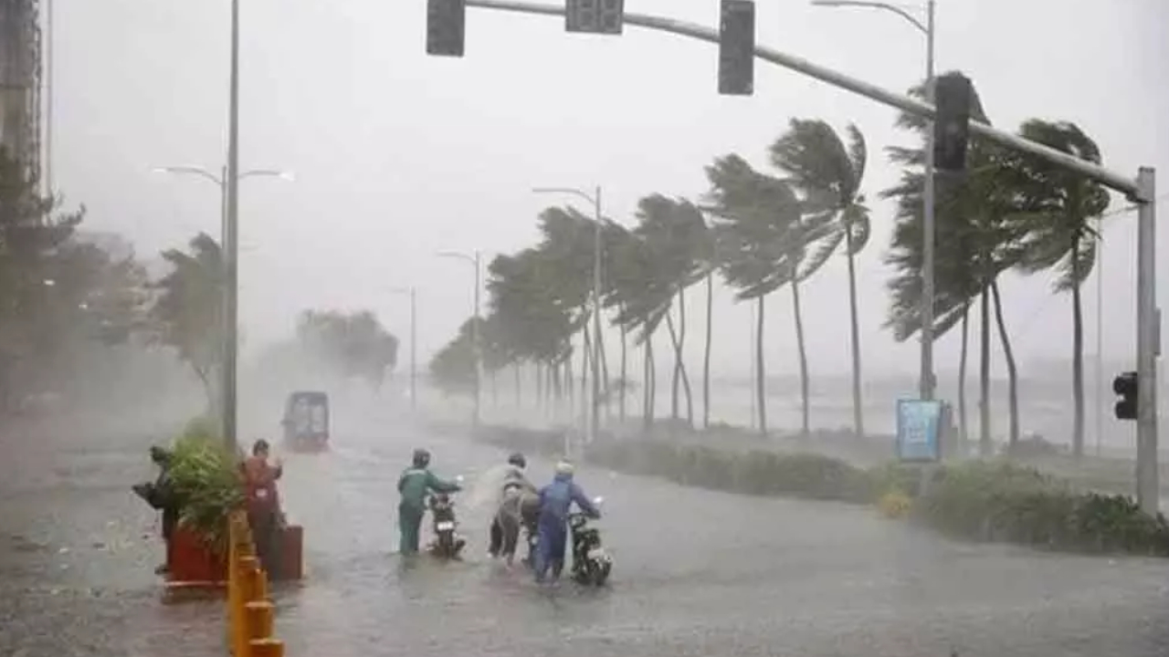 Ap Rains: ఏపీ ప్రజలకు అలర్ట్.. సోమవారం భారీ వర్షం.. ఈ ప్రాంతాల ప్రజలు అప్రమత్తంగా ఉండాలన్న విపత్తుల సంస్థ