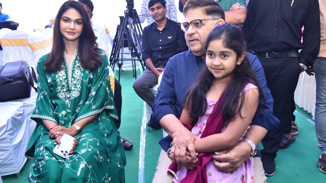 Allu Sneha Reddy Allu Aravind Appearance in Movie Opening Ceremony