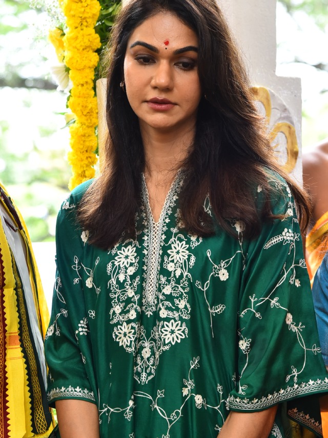 Allu Sneha Reddy Allu Aravind Appearance in Movie Opening Ceremony