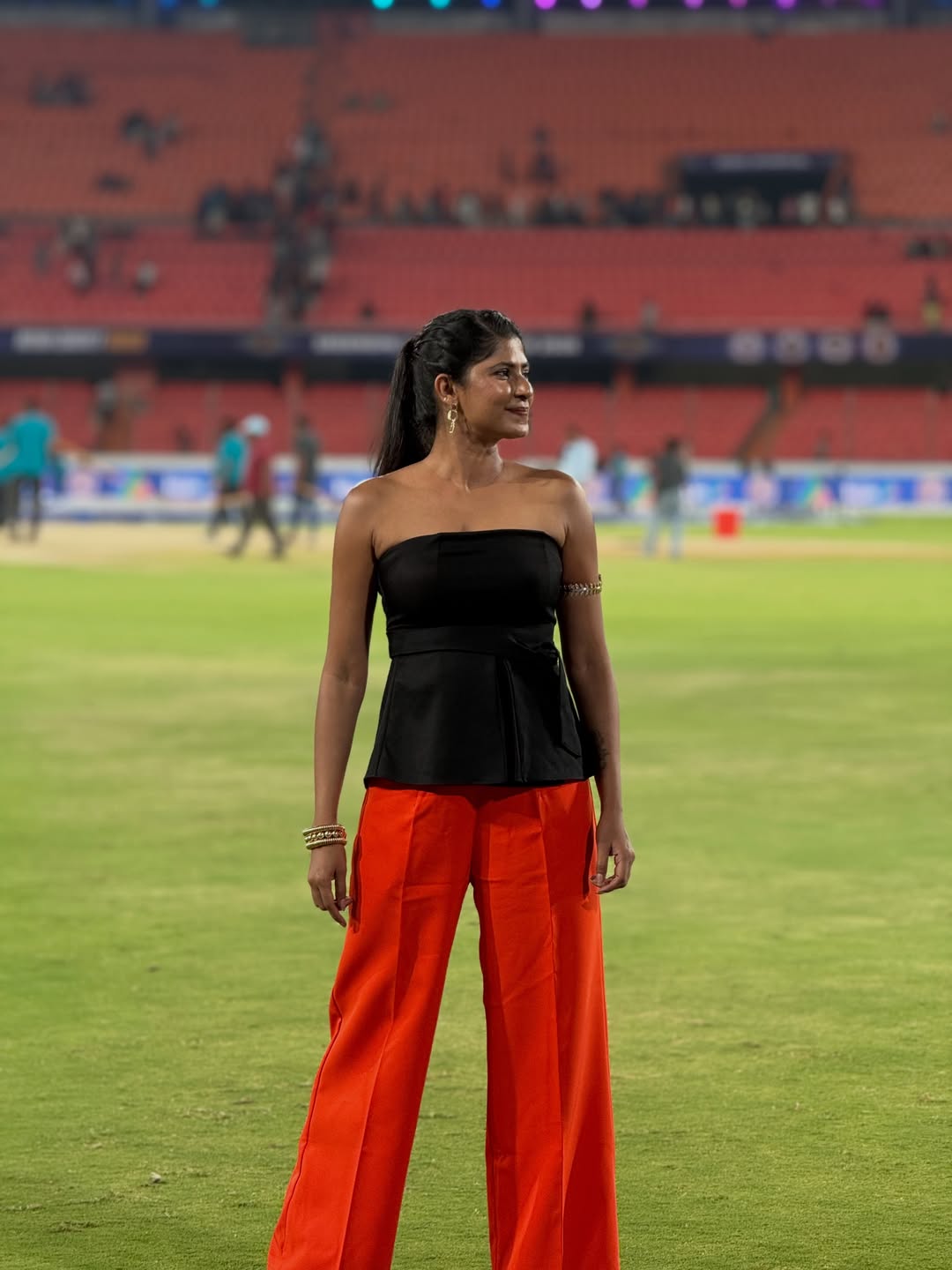 Anchor Neha Chowdary