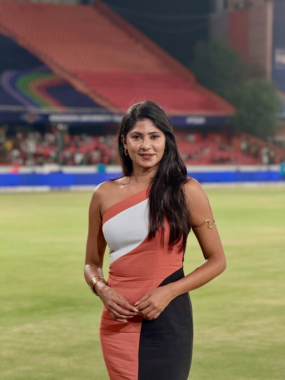 Anchor Neha Chowdary