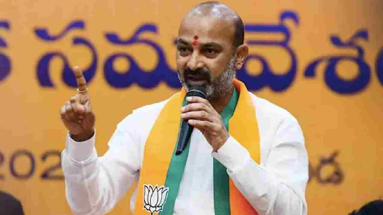 Bandi Sanjay: వరంగల్ మేయర్ పీఠమే టార్గెట్.. గెలిచి మోదీ గిఫ్ట్ ఇద్దాం.. బండి సంజయ్ సంచలన కామెంట్స్