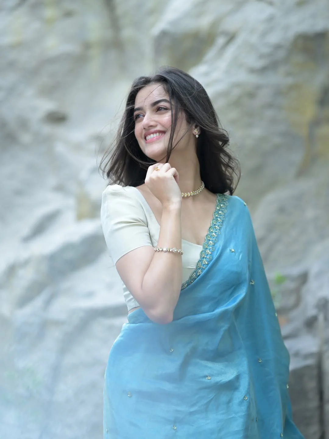 Bhagyashri Borse Stunning Looks in Saree