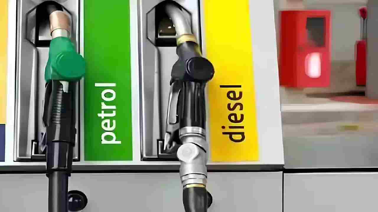 Petrol-Diesel: వాహనదారులకు గుడ్ న్యూస్.. పెట్రోల్‌, డీజిల్‌ విక్రయాలపై నో లిమిట్.. ఆంక్షలు ఎత్తివేసిన కేంద్రం