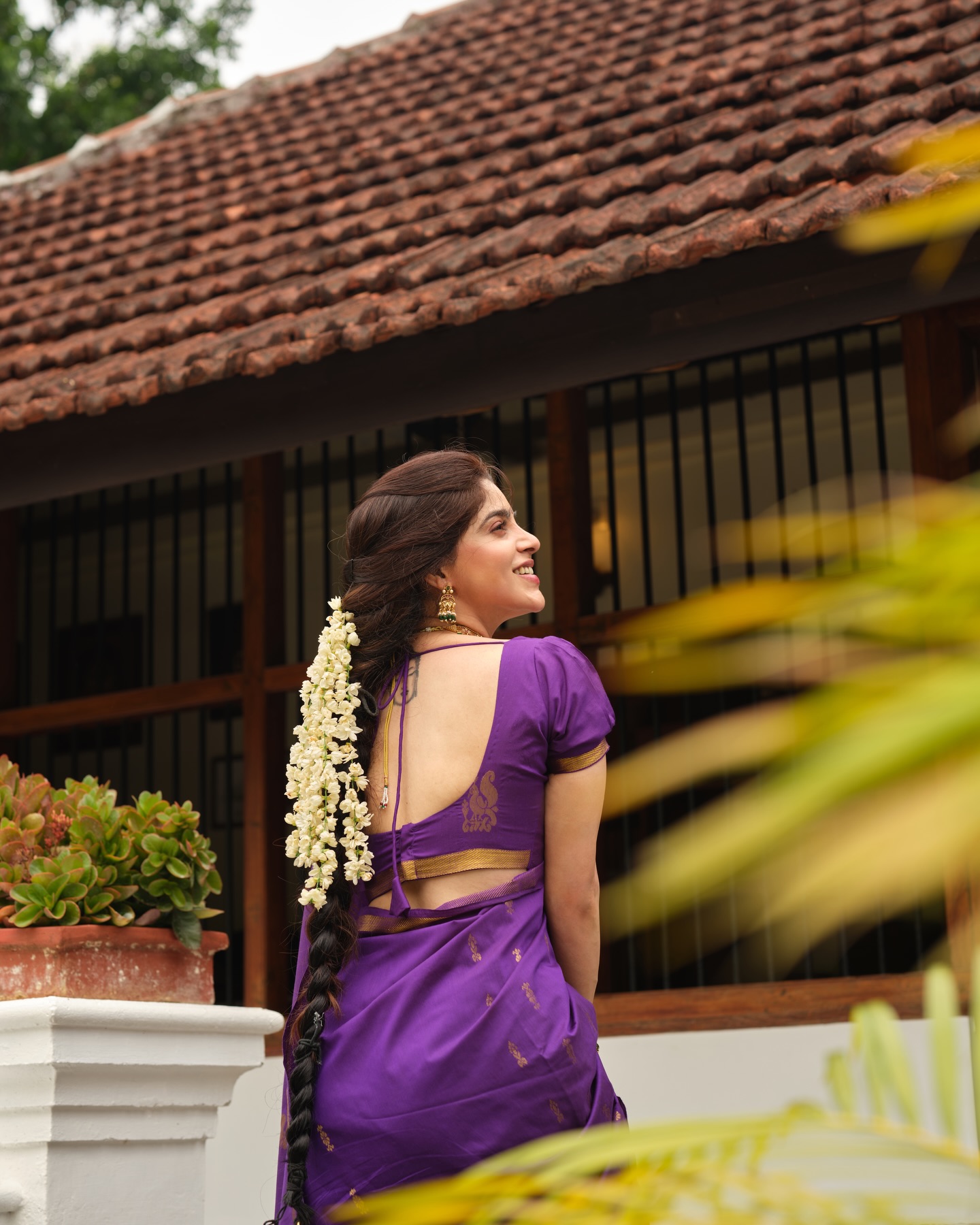Divyabharathi Traditional Looks in Silk Saree