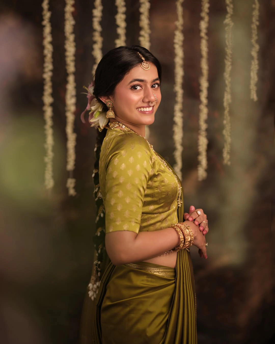 Femina George Malayalam Actress Acting in Allu Arjun Raaka Movie