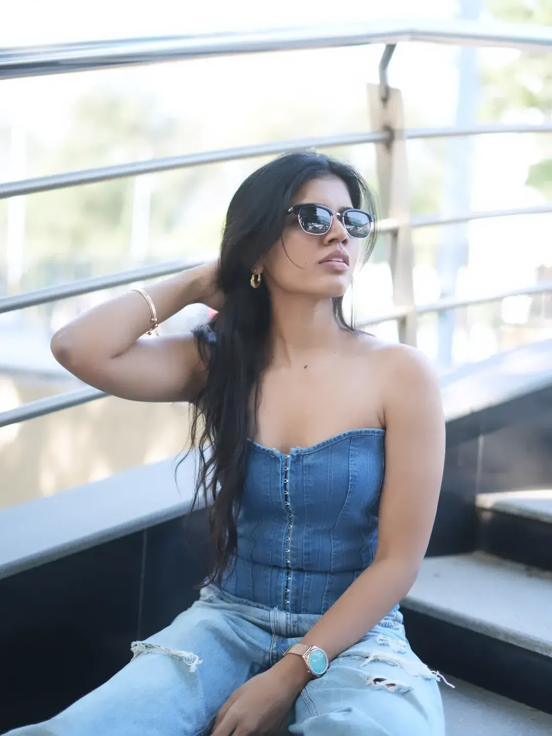 Gayathri Ramana Sizzling Photos in Social Media