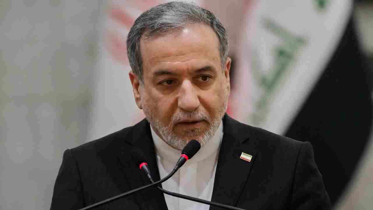 Hormuz Strait: 30 రోజుల్లో హార్ముజ్ ఓపెన్.. కానీ, ఆధిపత్యం మాదే.. ఇరాన్ విదేశాంగ మంత్రి వార్నింగ్