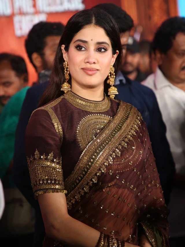 Janhvi Kapoor Photos from Peddi Pre Release Event