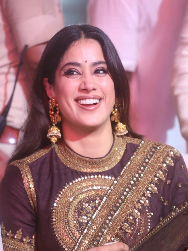 Janhvi Kapoor Photos from Peddi Pre Release Event