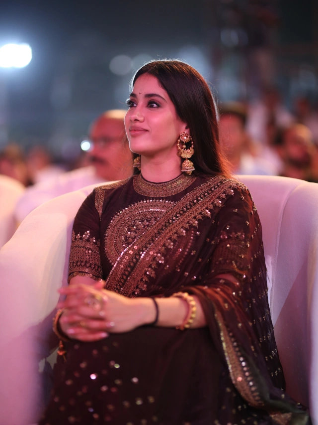 Janhvi Kapoor Photos from Peddi Pre Release Event