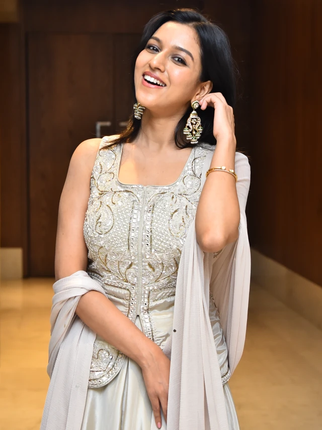 Kavya Anil Cute Looks From Vanda Devullu Pre Release Event