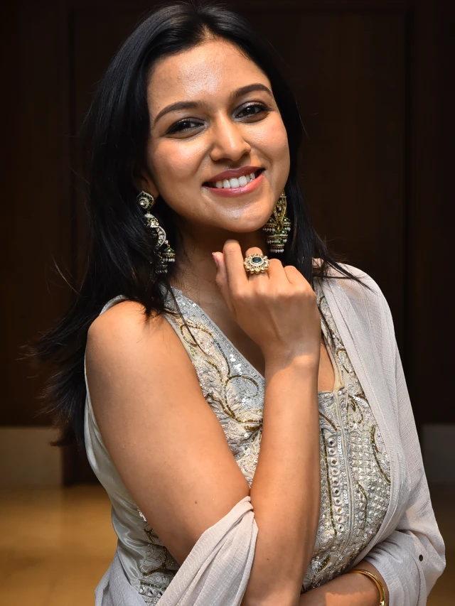 Kavya Anil Cute Looks From Vanda Devullu Pre Release Event