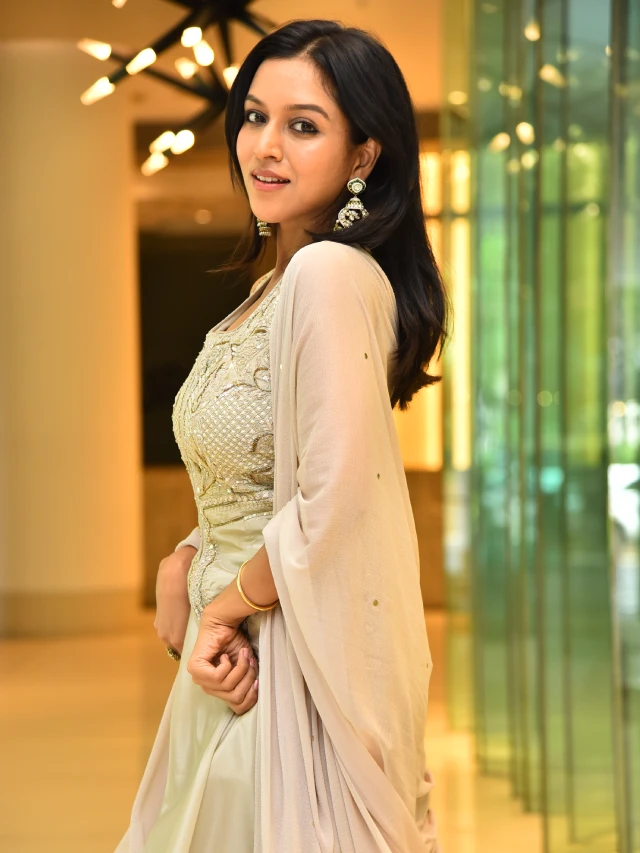 Kavya Anil Cute Looks From Vanda Devullu Pre Release Event