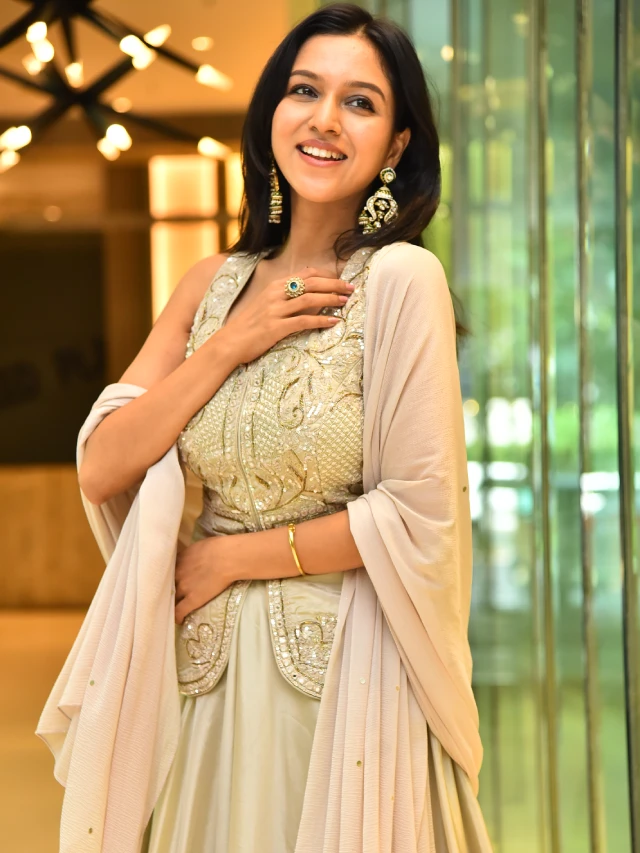 Kavya Anil Cute Looks From Vanda Devullu Pre Release Event
