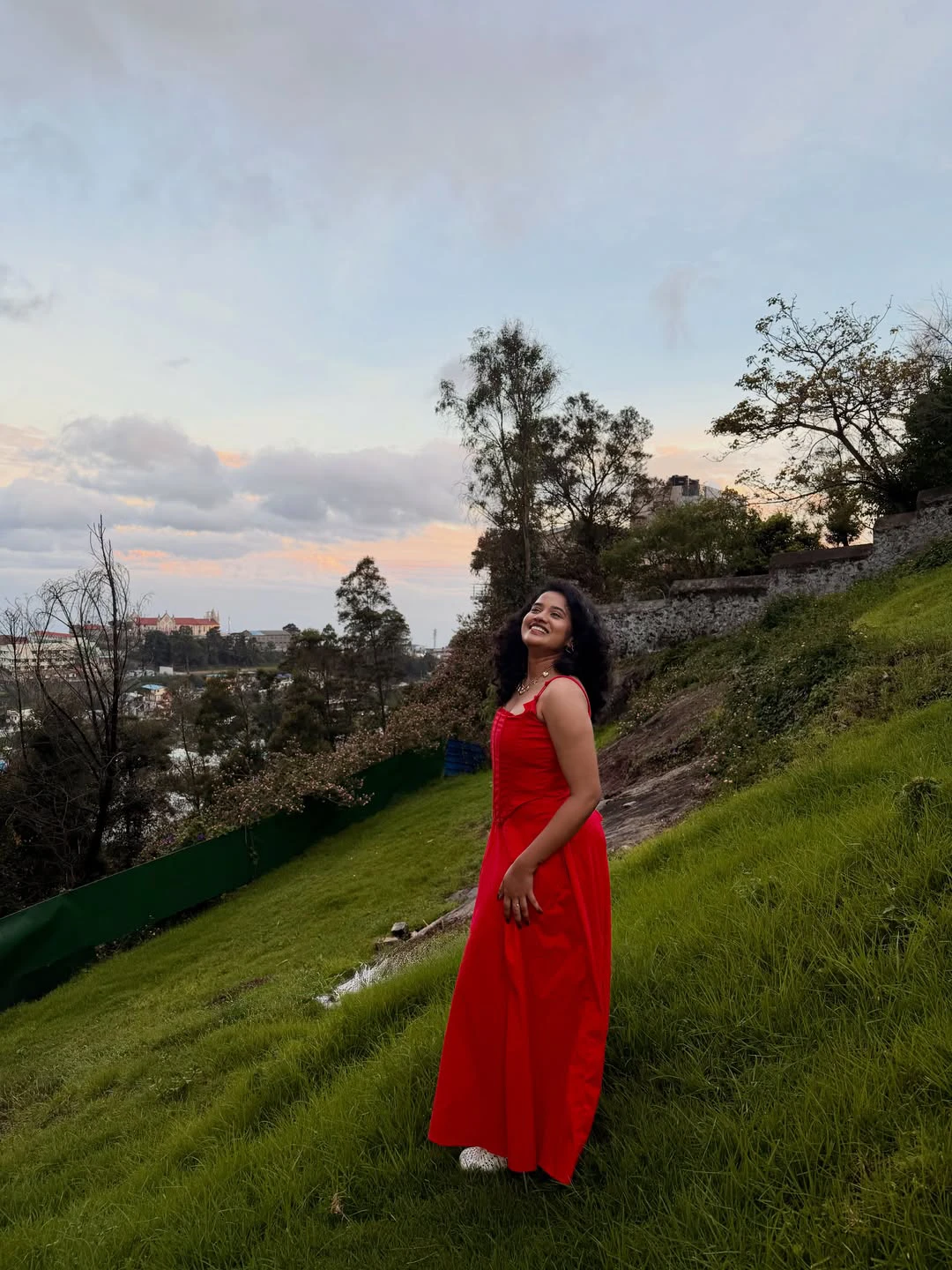 Kirrak Seetha Enjoying Vacation in Kodaikanal