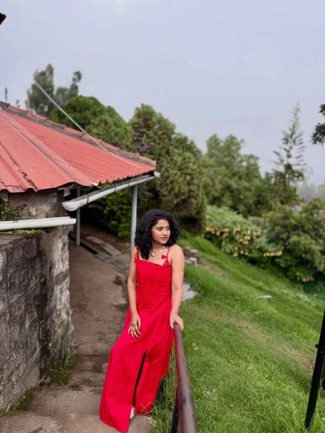 Kirrak Seetha Enjoying Vacation in Kodaikanal