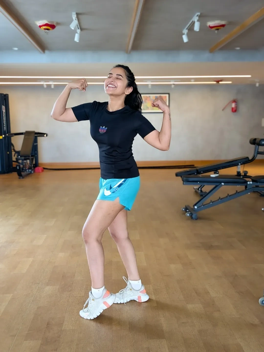 Komalee Prasad Shares Cute Photos from Gym