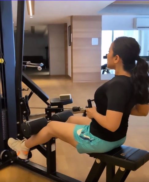Komalee Prasad Shares Cute Photos from Gym