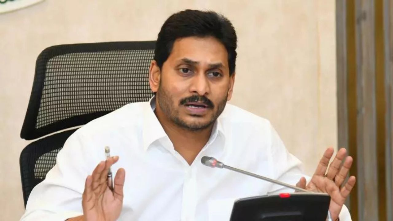Kurnool YSRCP: వైసీపీలో వార్.. ఆ టికెట్ కోసమేనా?
