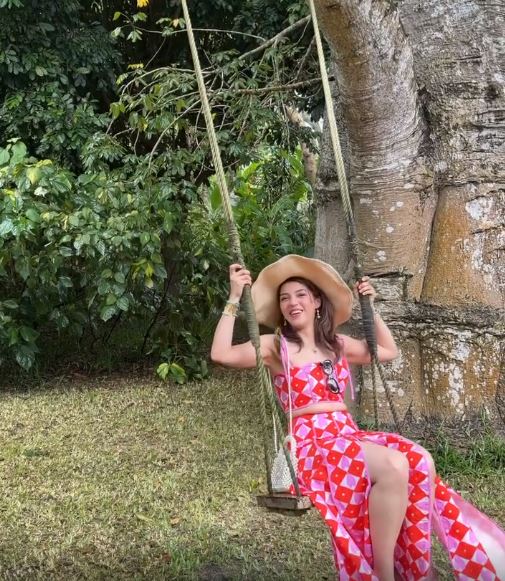 Mehreen Pirzadaa Enjoying Honeymoon in Zanzibar Island