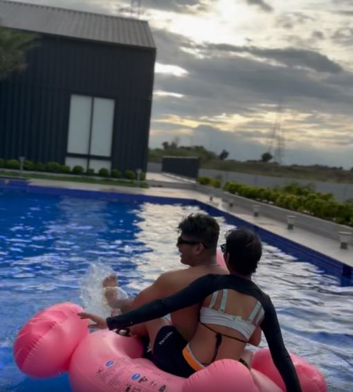 Nayani Pavani Enjoying in Swimming Pool
