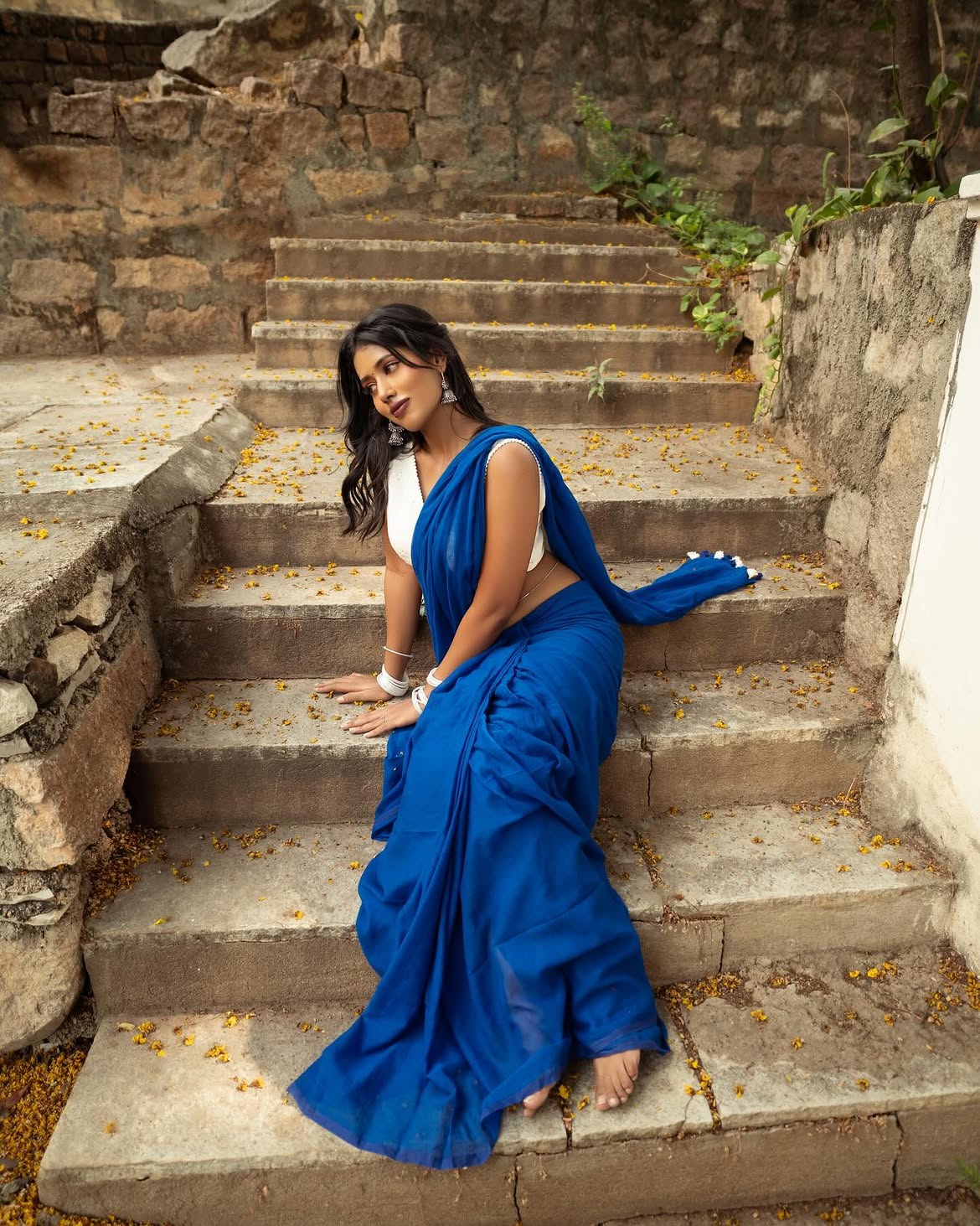 Memu Copulam Actress Parvathie Modern Looks