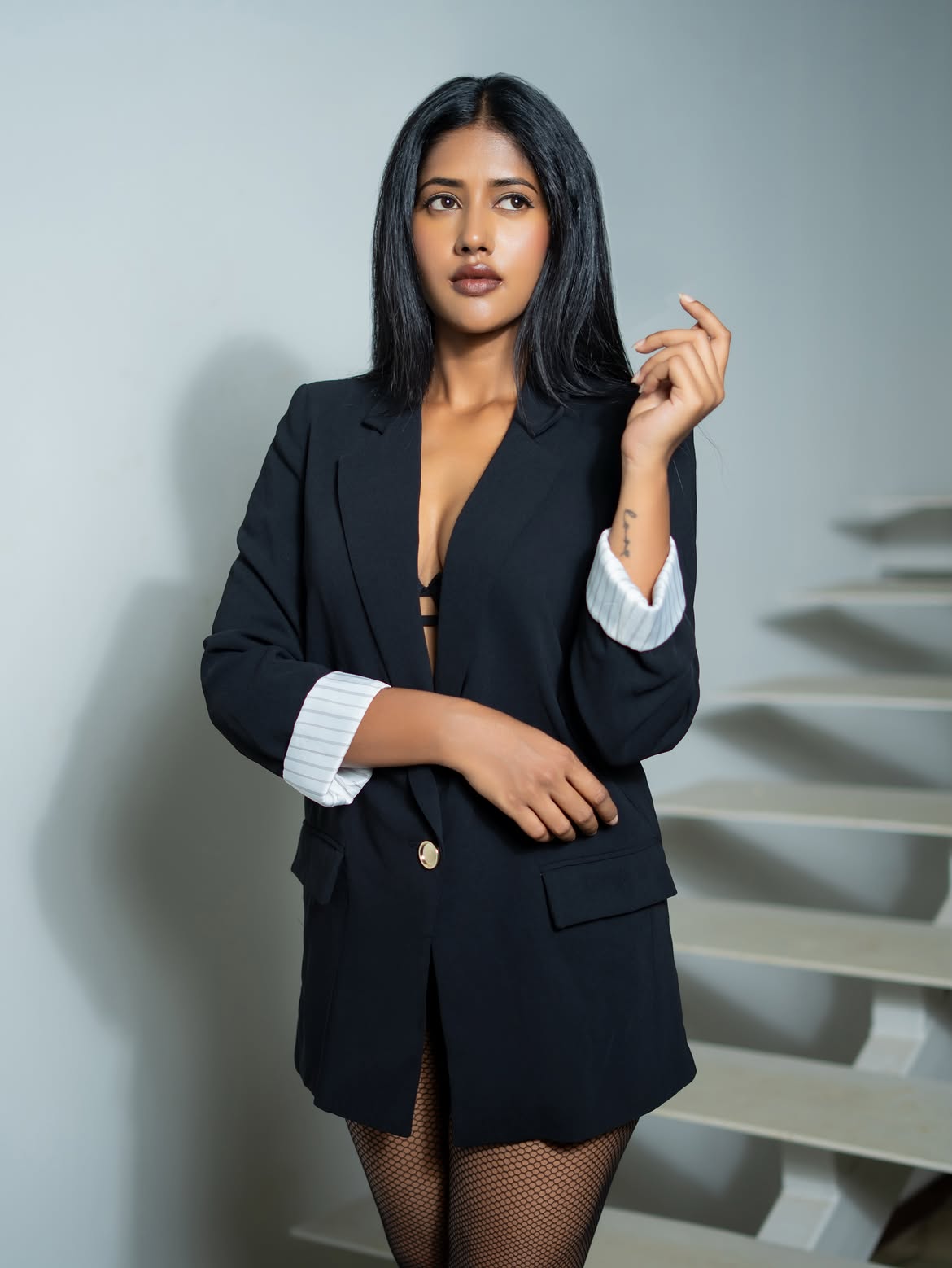 Memu Copulam Actress Parvathie Modern Looks