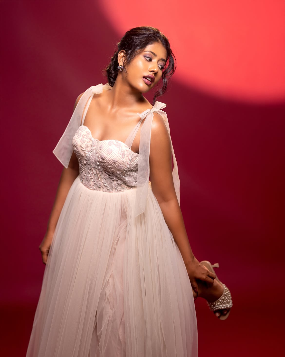 Memu Copulam Actress Parvathie Modern Looks