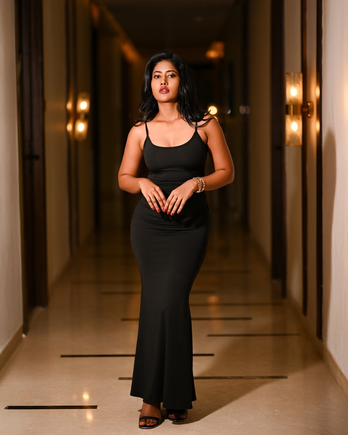 Memu Copulam Actress Parvathie Modern Looks