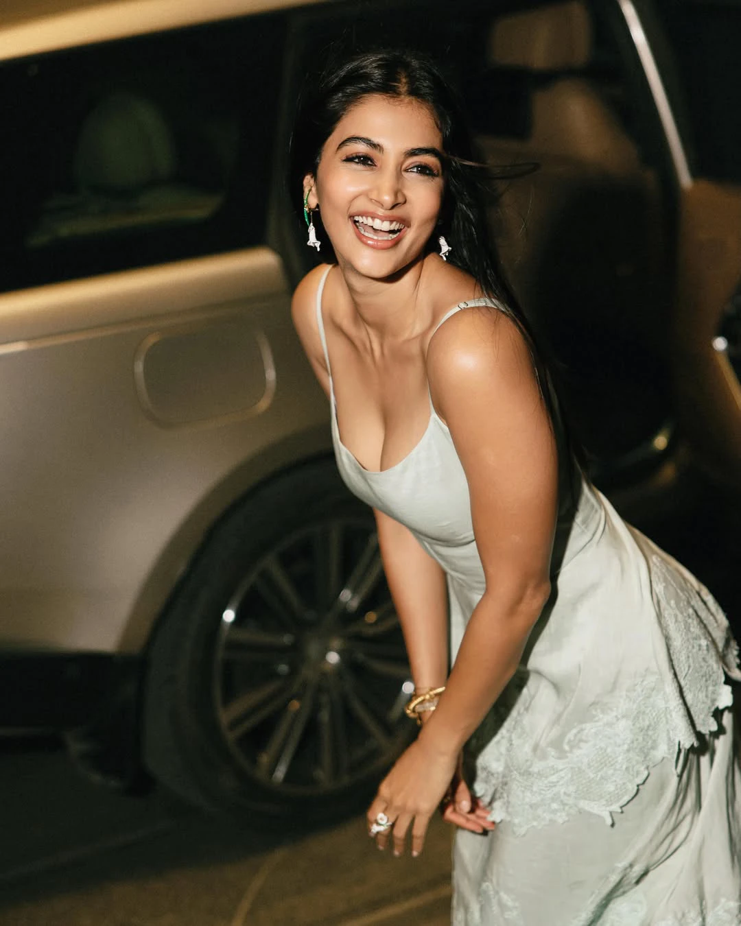 Pooja Hegde Latest Cute Photos