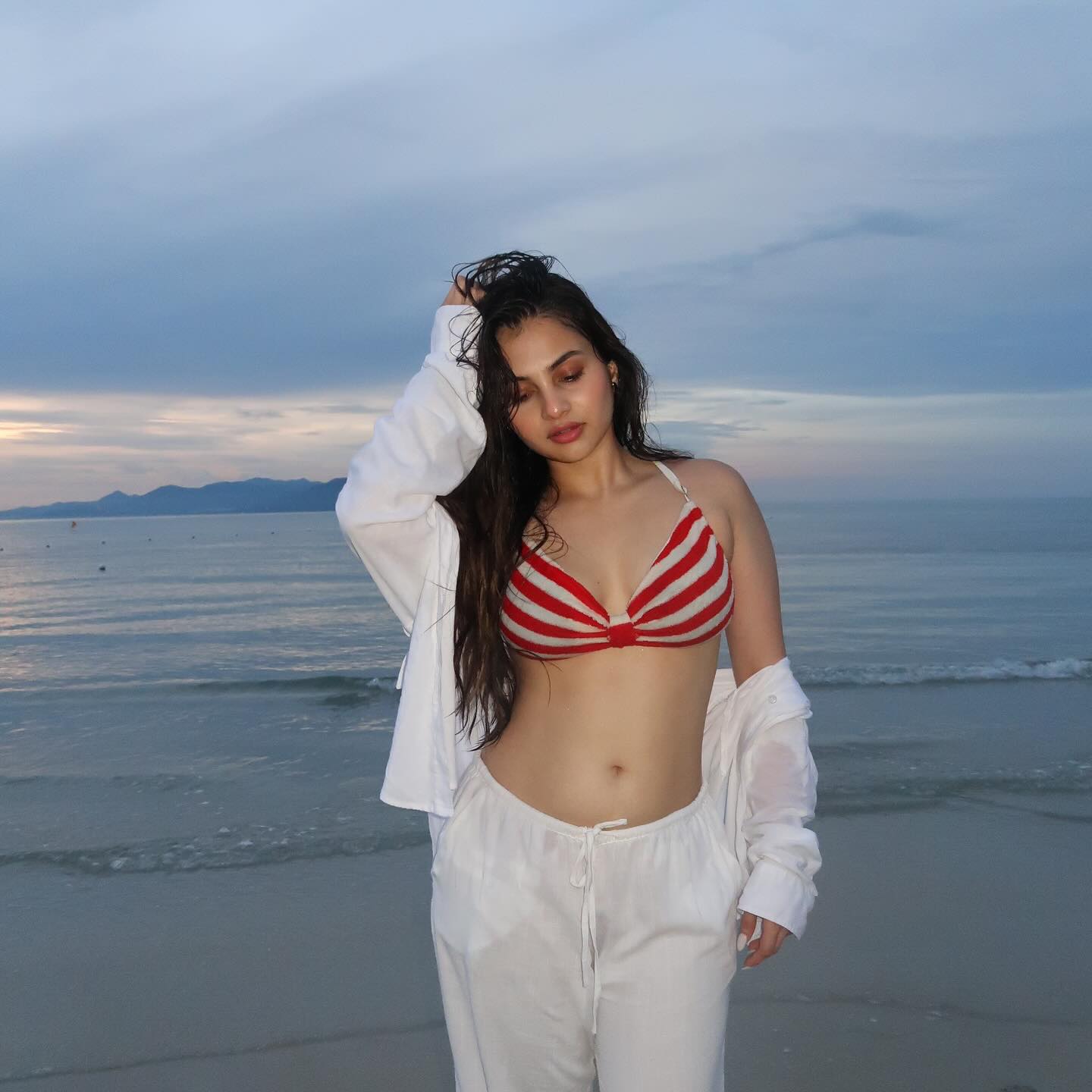 Ramya Pasupuleti Sizzling Beach Photos