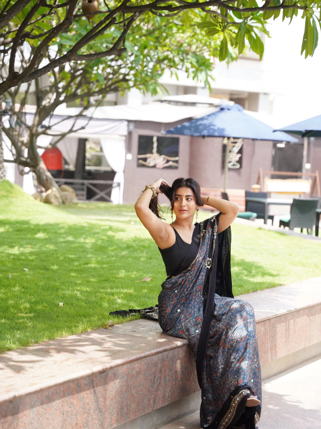 Rashi Singh Stunning Looks in Saree