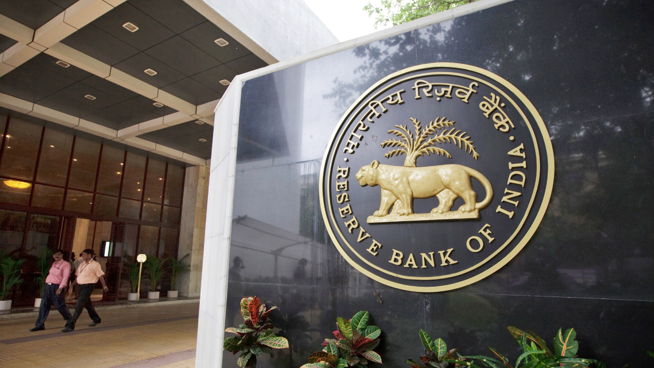 RBI New Rules: ఇక బ్యాంకింగ్ మోసాలకు చెక్.. కస్టమర్లకు భారీ ఊరట.. ఆర్బీఐ కఠిన నిబంధనలు