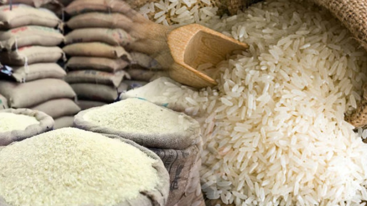 Rice Price Hike : సామాన్యులకు మరో దెబ్బ! గ్యాస్, పెట్రోల్ తర్వాత ఇప్పుడు బియ్యం బాంబ్.. ధరలు పెరగడానికి కారణాలివే..
